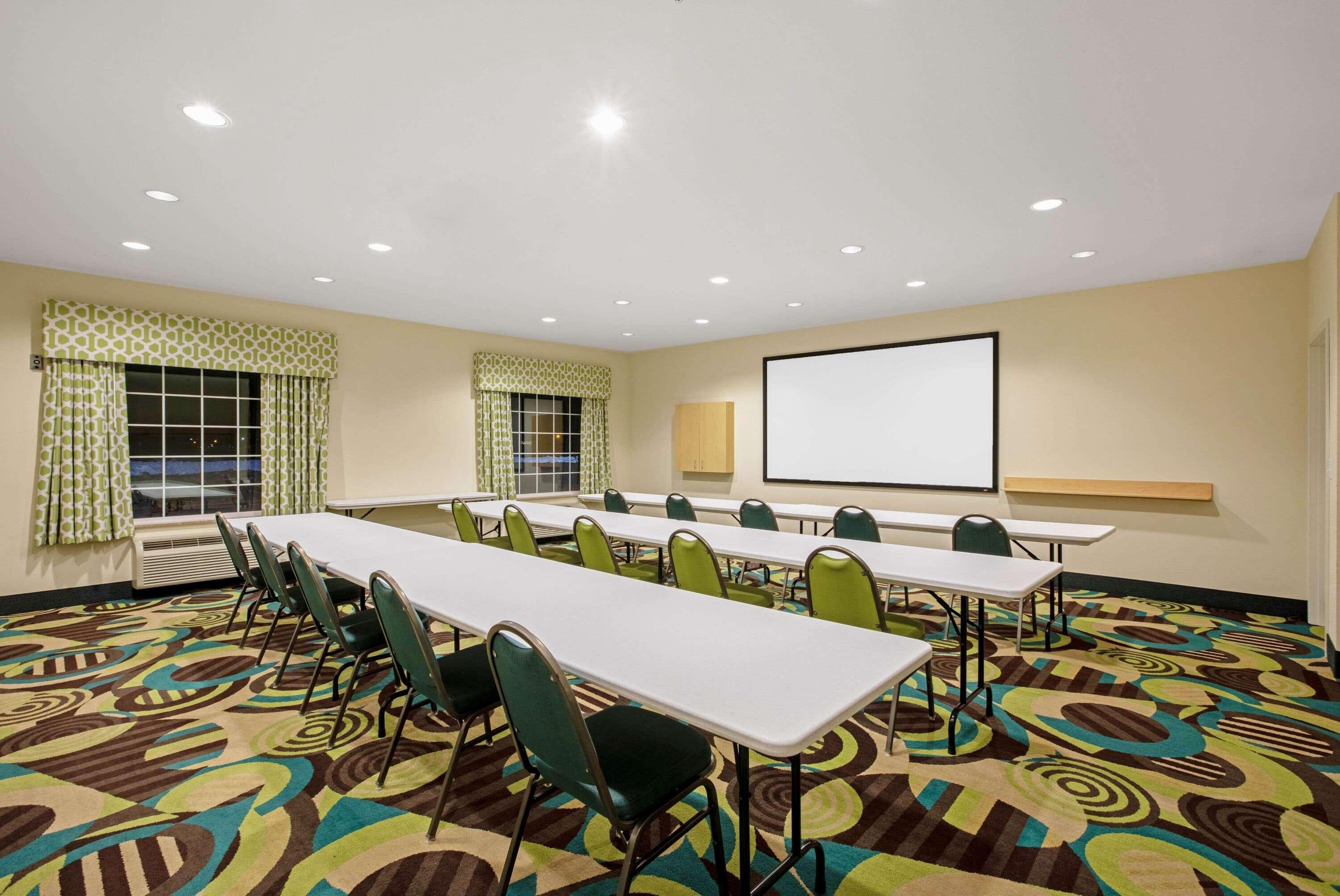 La Quinta By Wyndham Grand Forks Hotel Ngoại thất bức ảnh
