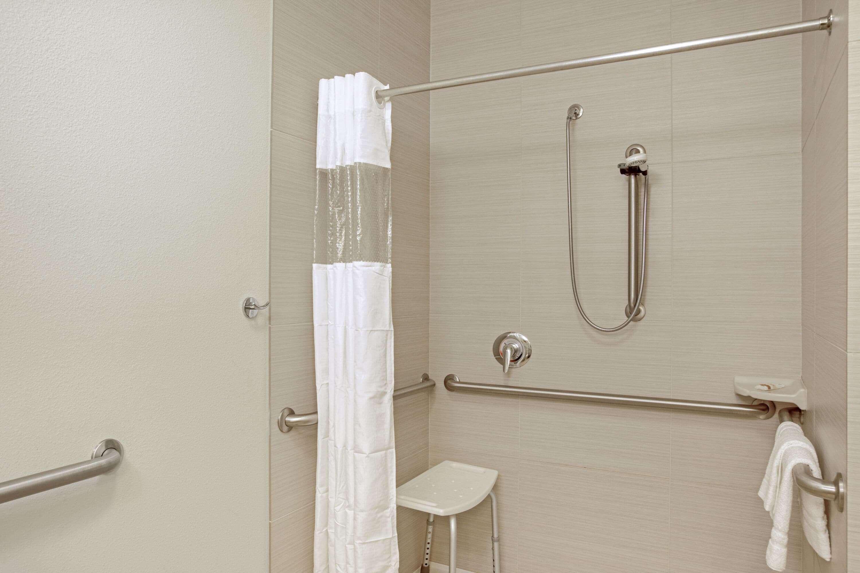 La Quinta By Wyndham Grand Forks Hotel Ngoại thất bức ảnh